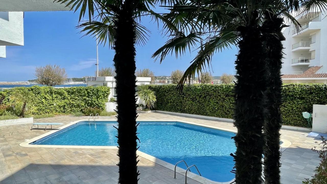 Passeig Del Mar - Apartamentos Primera Linea L' Escala エクステリア 写真