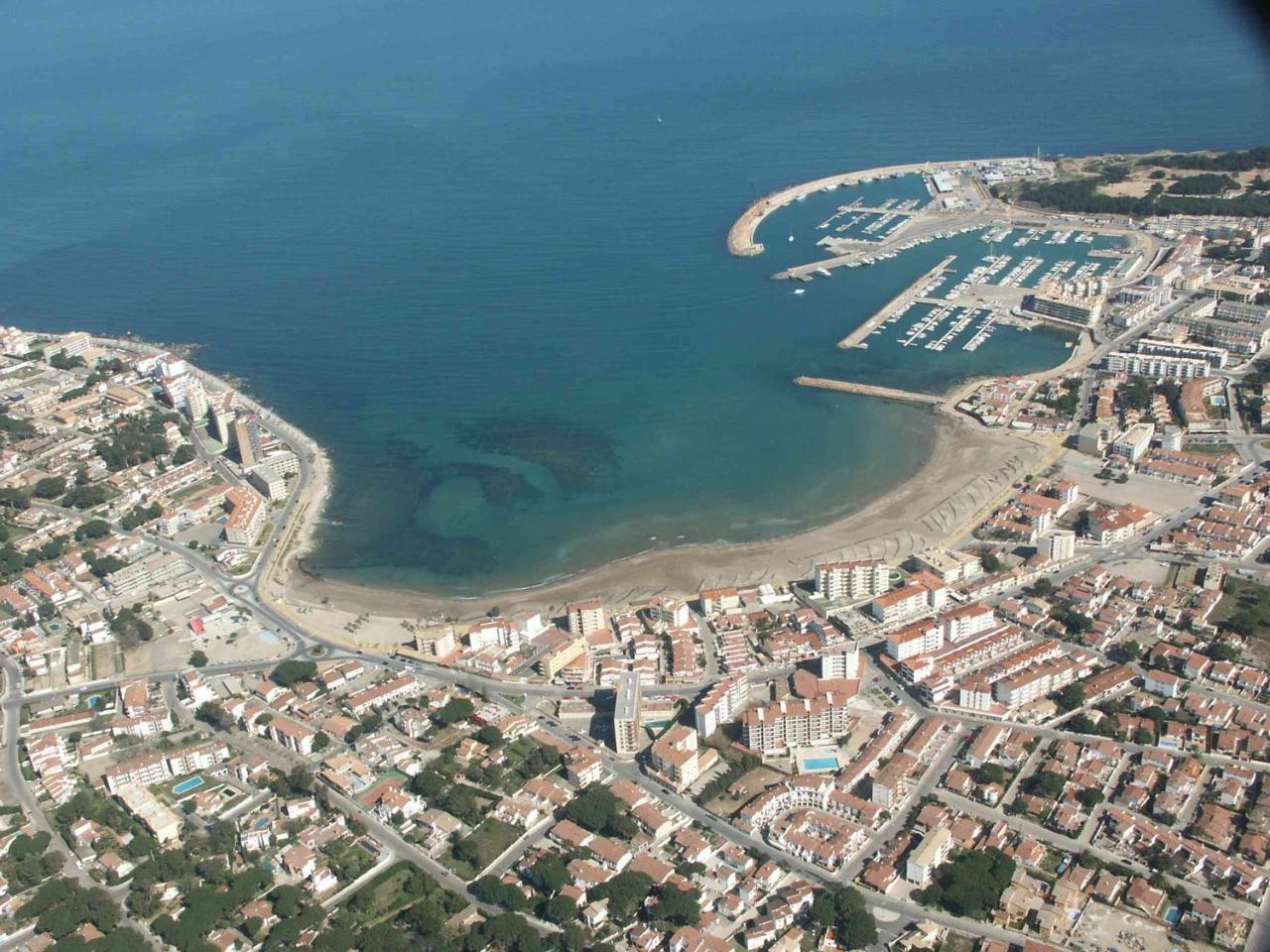 Passeig Del Mar - Apartamentos Primera Linea L' Escala エクステリア 写真
